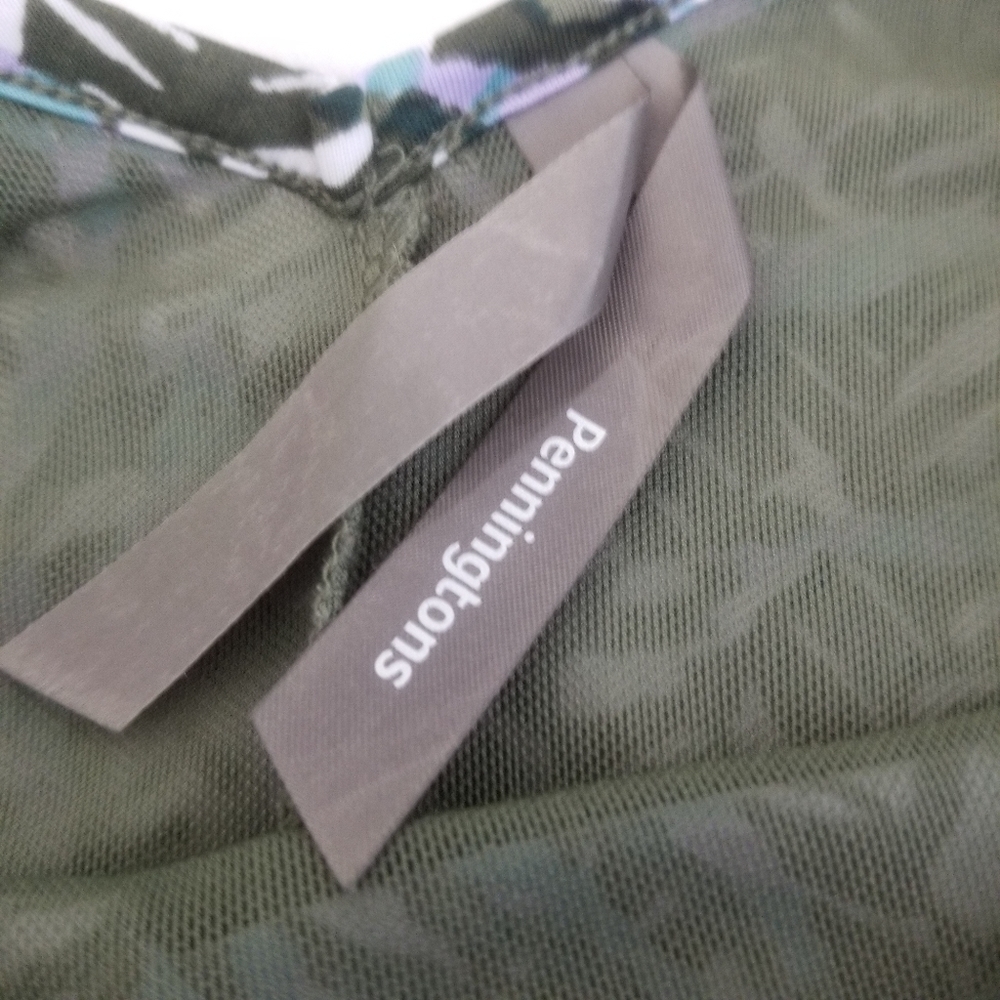 Penningtons Green Patterned V-Neck Layered Tank - Picture 4 of 10